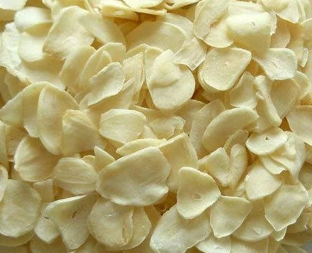 Dried Garlic Flakes